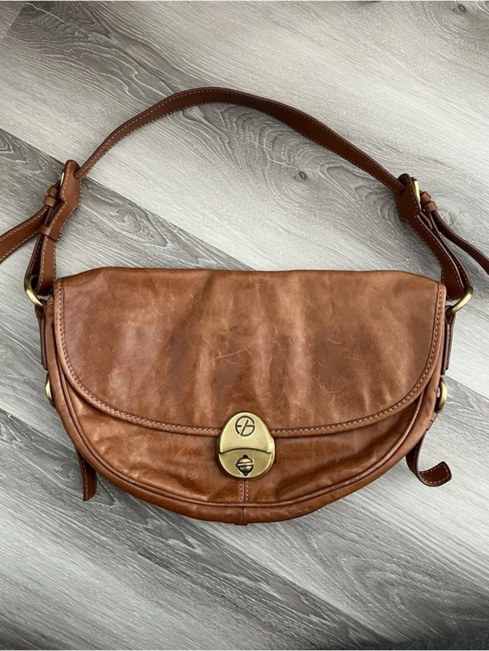 Francesco Biasia Cowhide Leather Creacent shoulder bag
